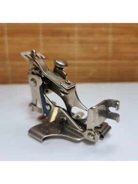 Singer Ruffler Foot Attachment 120598 Gathering Foot Low Shank Part